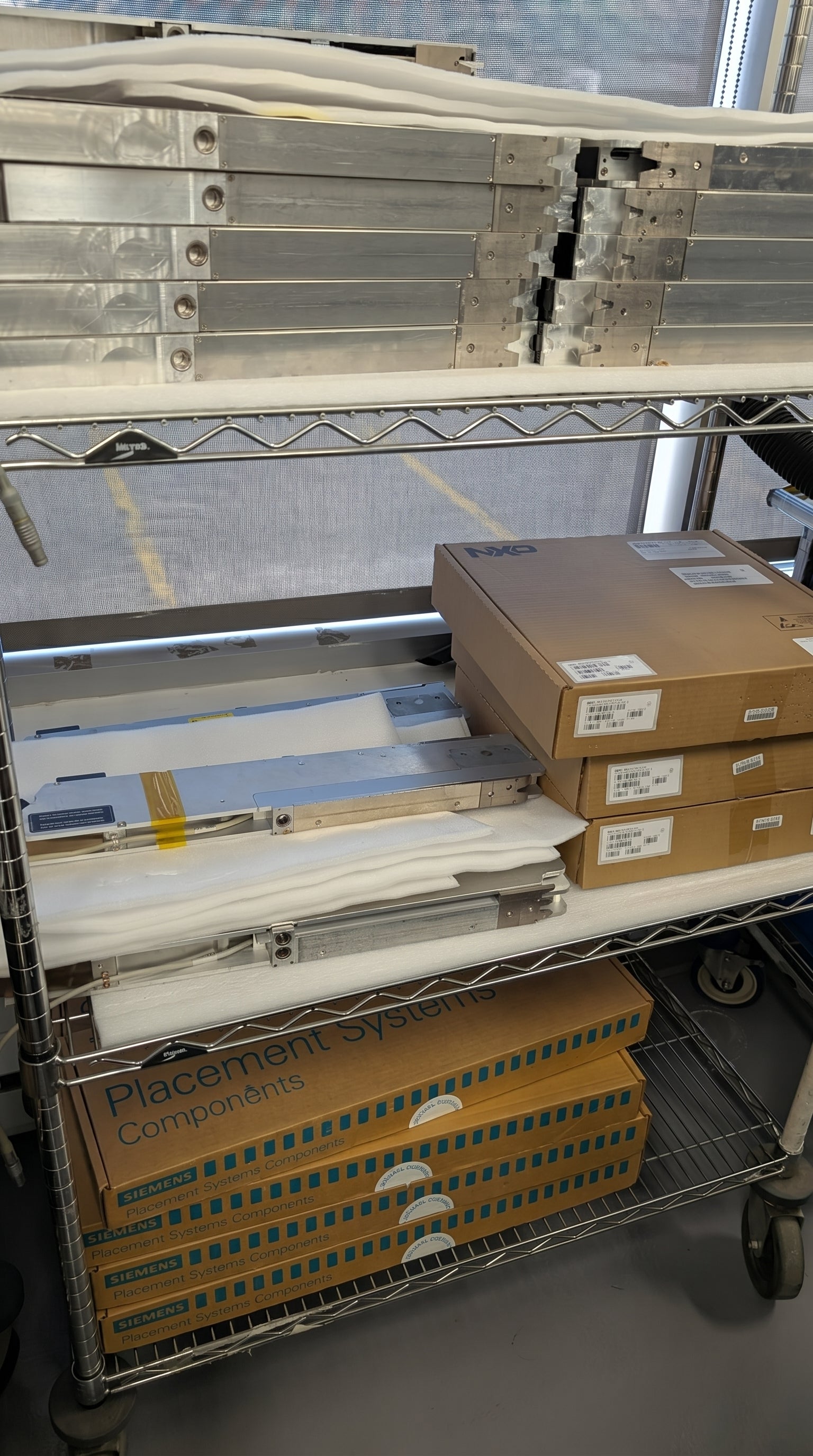 Siemens SIPLACE D2 Pick & Place Machine (2009)
