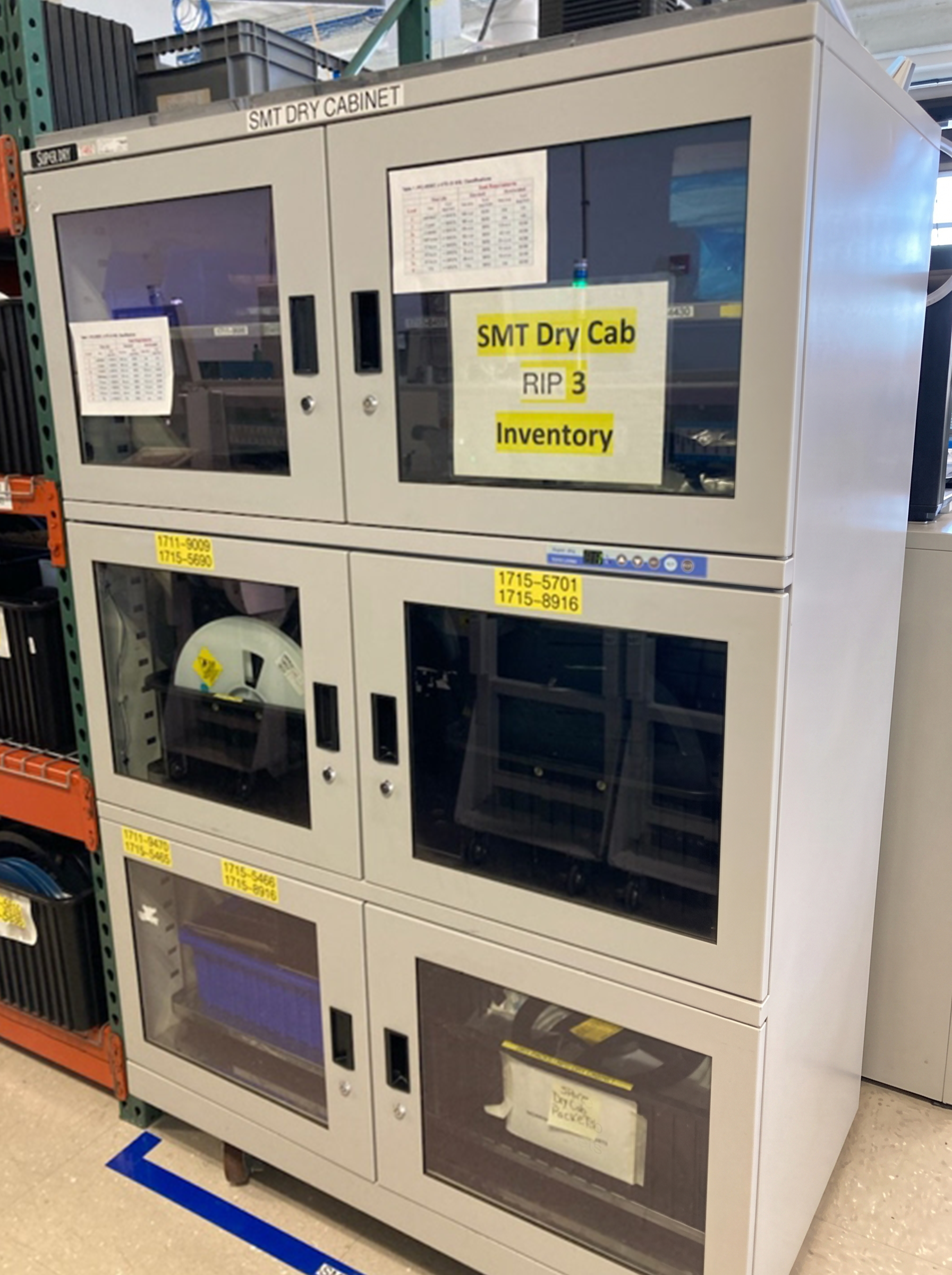 Toyo Living SUPER DRY HSD-1106-01 Dry Cabinet