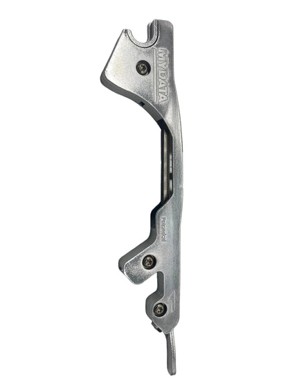 The Agilis 8 mm tape feeder uses a unique cover tape separation method without take-up reels, making it fast and easy to load and unload. 